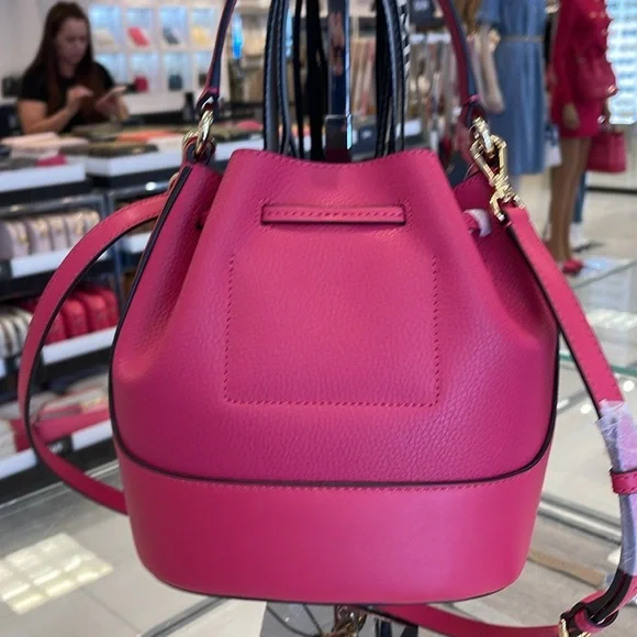 MICHAEL KORS 
Reed Md Pebbled Leather Bucket Bag Satchel Crossbody
Electric Pink - Picture 7 of 16